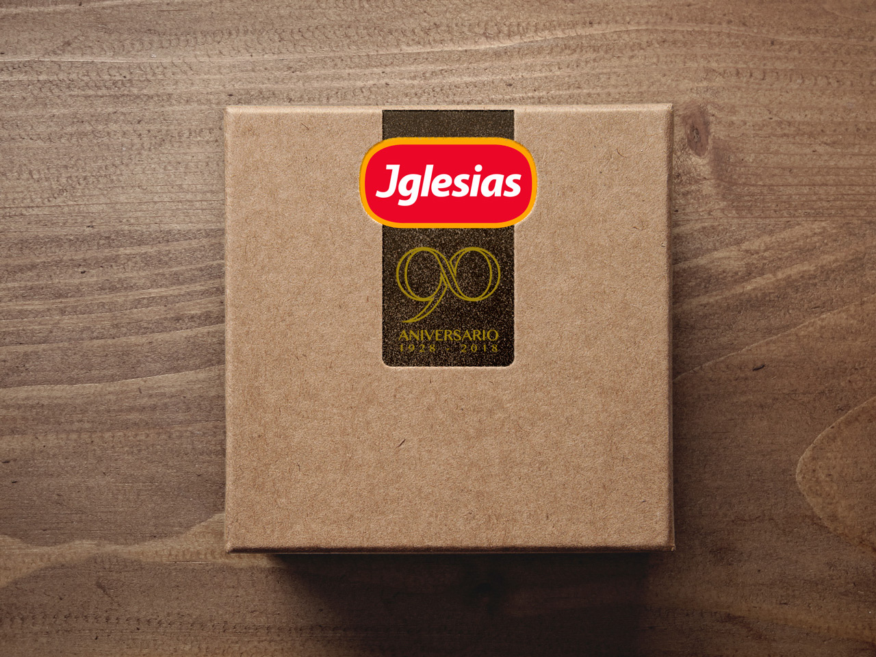 90-Aniversario-Iglesias-Cosmes-Design-3